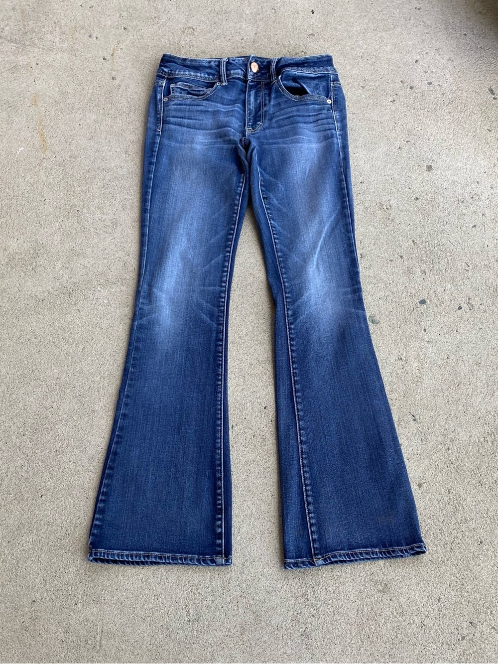 Y2k American Eagle Low-Rise Bootcut Jeans - Stretch - Picture 4 of 9